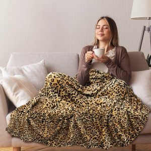How Animal Print Blankets Add Style to Modern Living Spaces