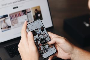 Understanding Digital Audience Engagement Through Modern Online Platforms